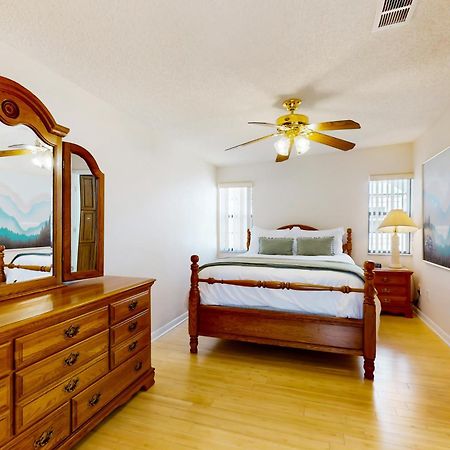 Sunset Breeze Vila Butler Beach Exterior foto